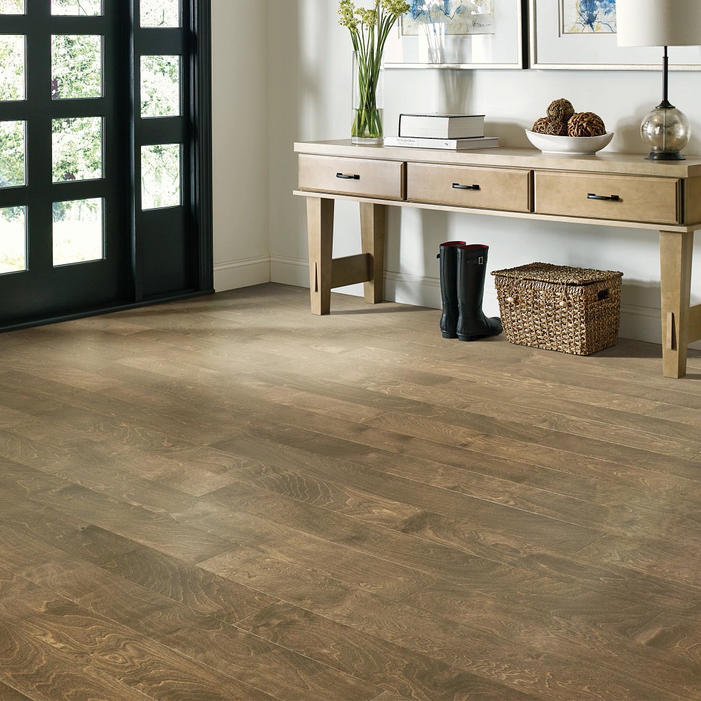 6 Wood Looks for a Traditional Feel | McCool's Flooring