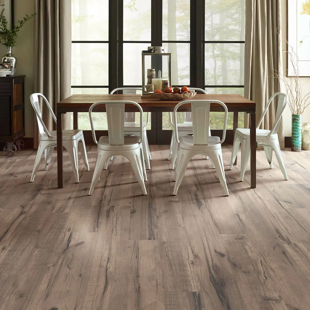 Dinning area laminate flooring | McCool's Flooring